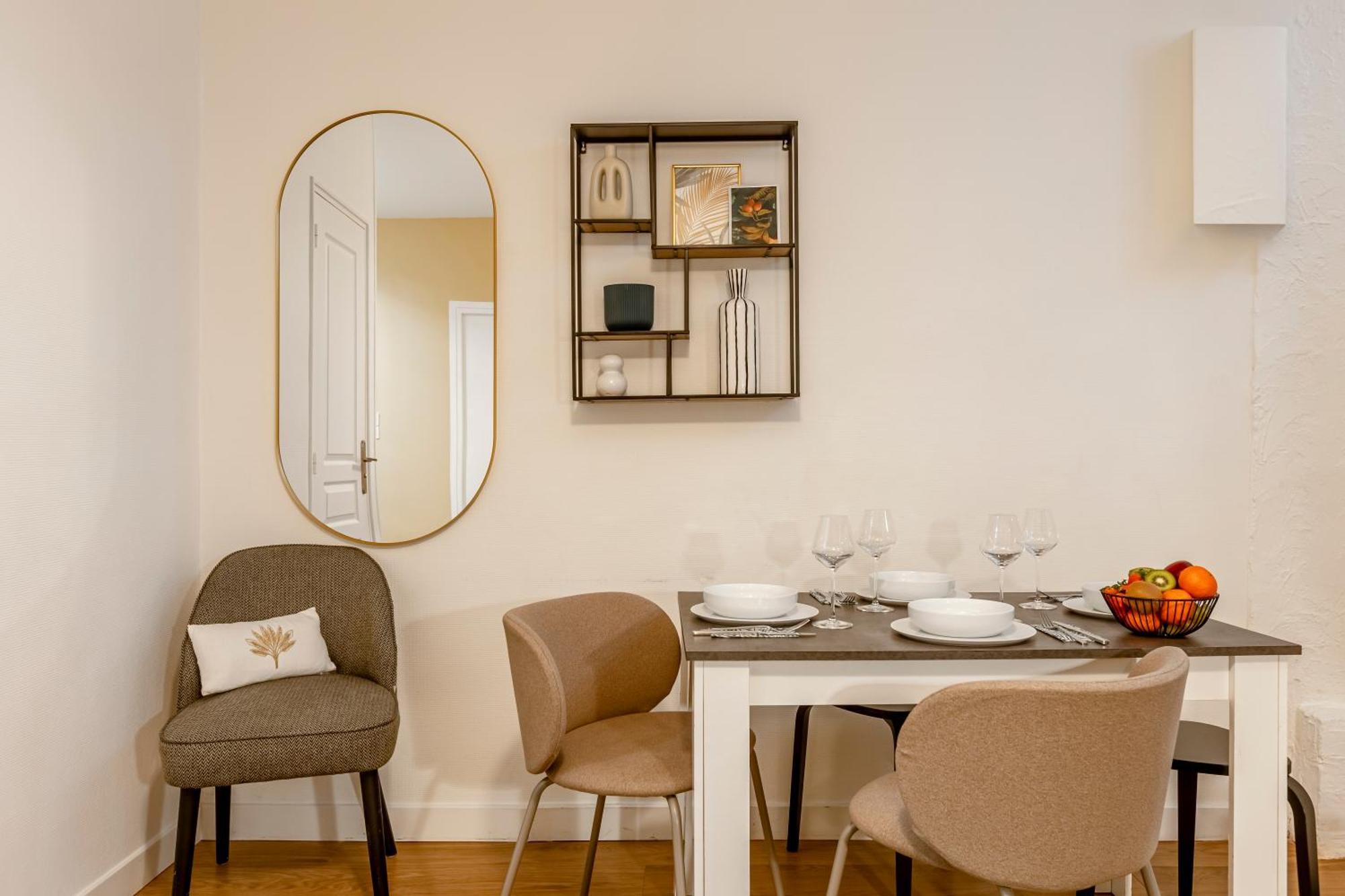Sweett - Temple Apartment Paris Ruang foto